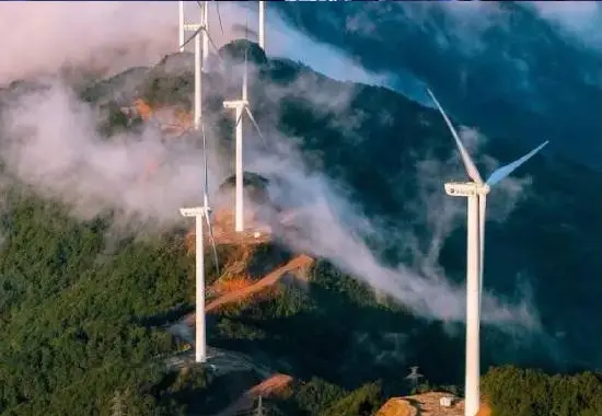 Σταθεροποιητής τάσης για συστήματα ηλιακής ενέργειας
